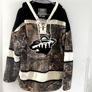 Camo Wild sweatshirt